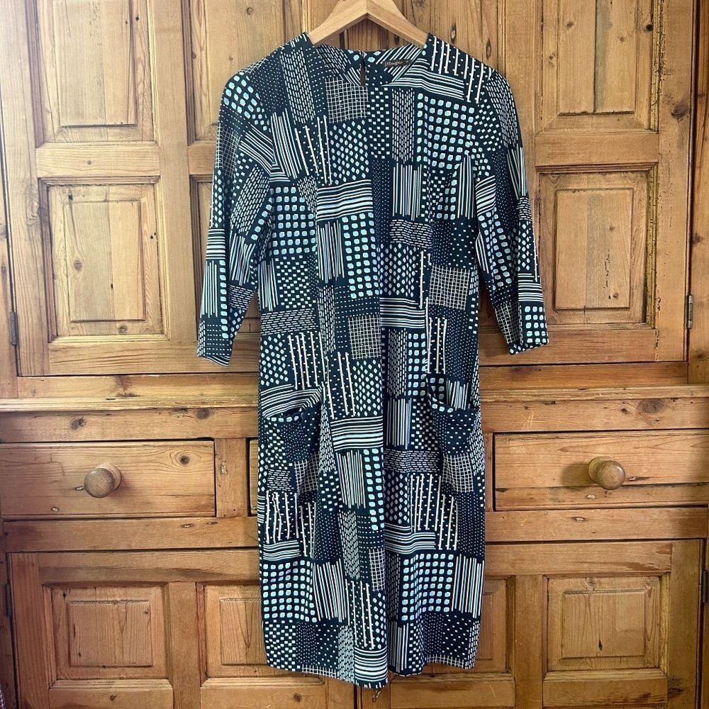 J. McLaughlin Medium Blue White 3/4 Sleeve Dress‎ with Pockets!